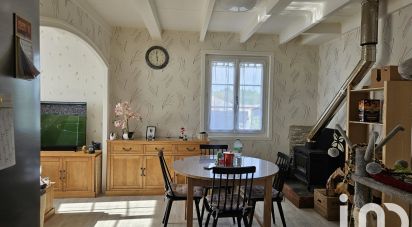 Maison 4 pièces de 57 m² à Massignac (16310)
