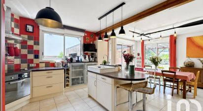 Maison d’architecte 8 pièces de 132 m² à Laval (53000)