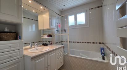 Maison traditionnelle 6 pièces de 133 m² à Saint-Géréon (44150)