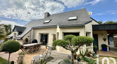 Maison 9 pièces de 173 m² à Plougrescant (22820)