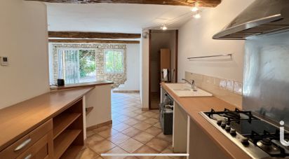 Maison 8 pièces de 265 m² à Pernes-les-Fontaines (84210)