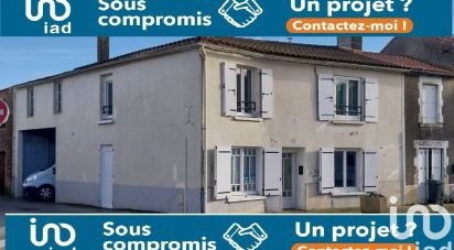 House 5 rooms of 130 m² in Saint-Vincent-Sterlanges (85110)