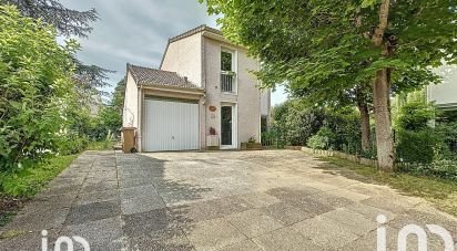 Maison traditionnelle 6 pièces de 122 m² à Nozay (91620)