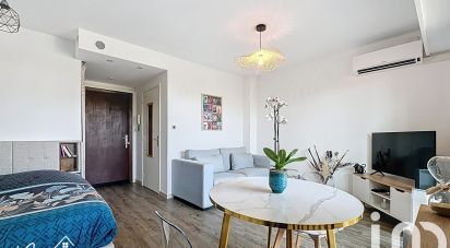 Apartment 1 room of 25 m² in Nice (06200)
