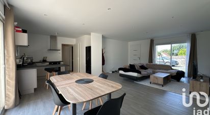 Pavillon 4 pièces de 104 m² à Châtellerault (86100)