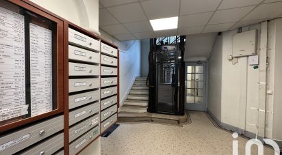 Studio 1 room of 19 m² in Paris (75015)