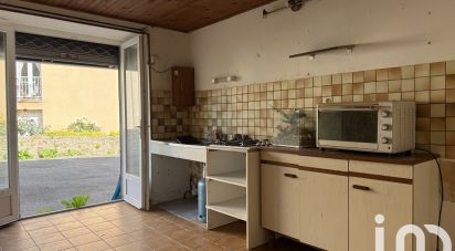 Village house 4 rooms of 61 m² in Villefranche-de-Panat (12430)